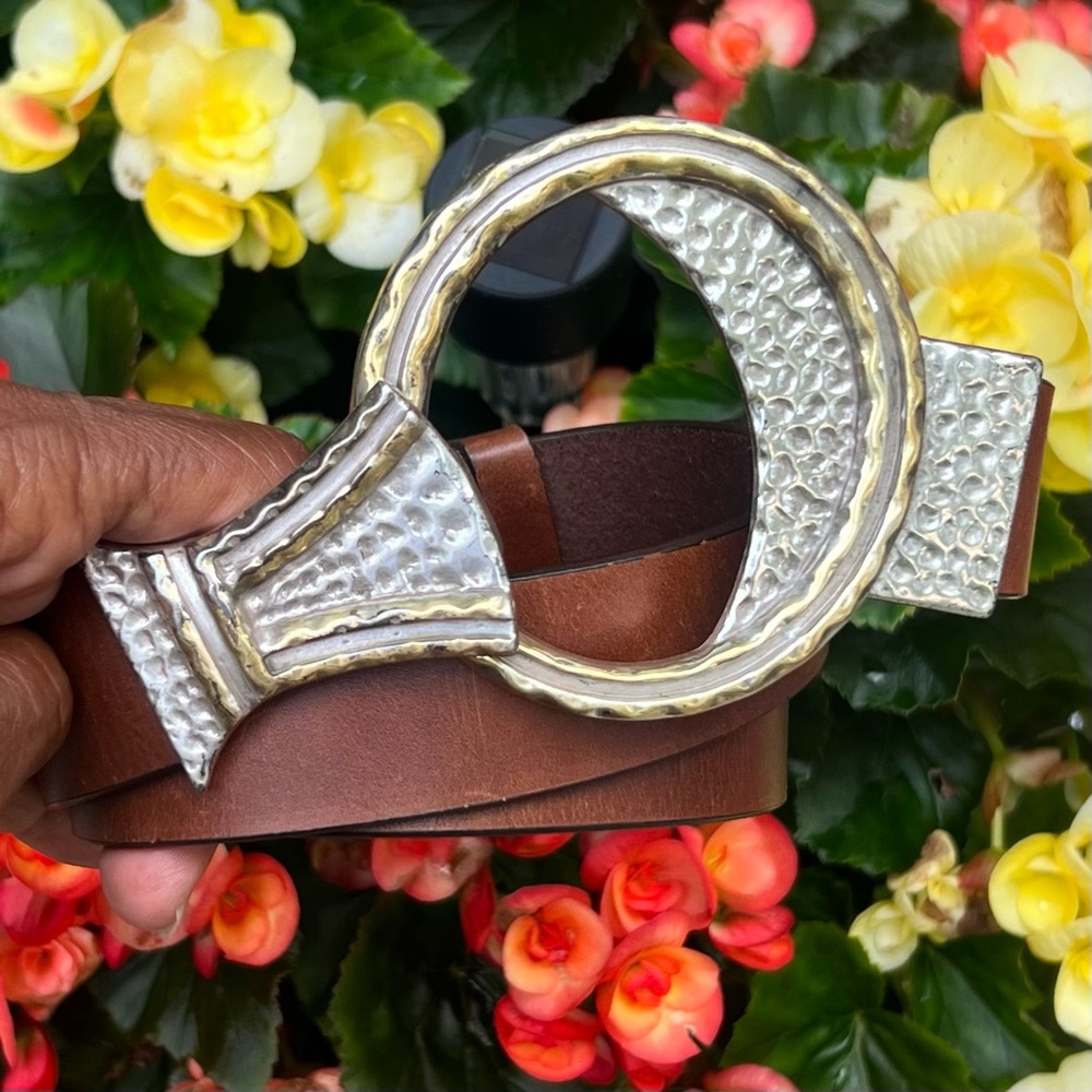 Chico's Silver and Gold Hook Brown Leather Adjustable Belt Good Condition